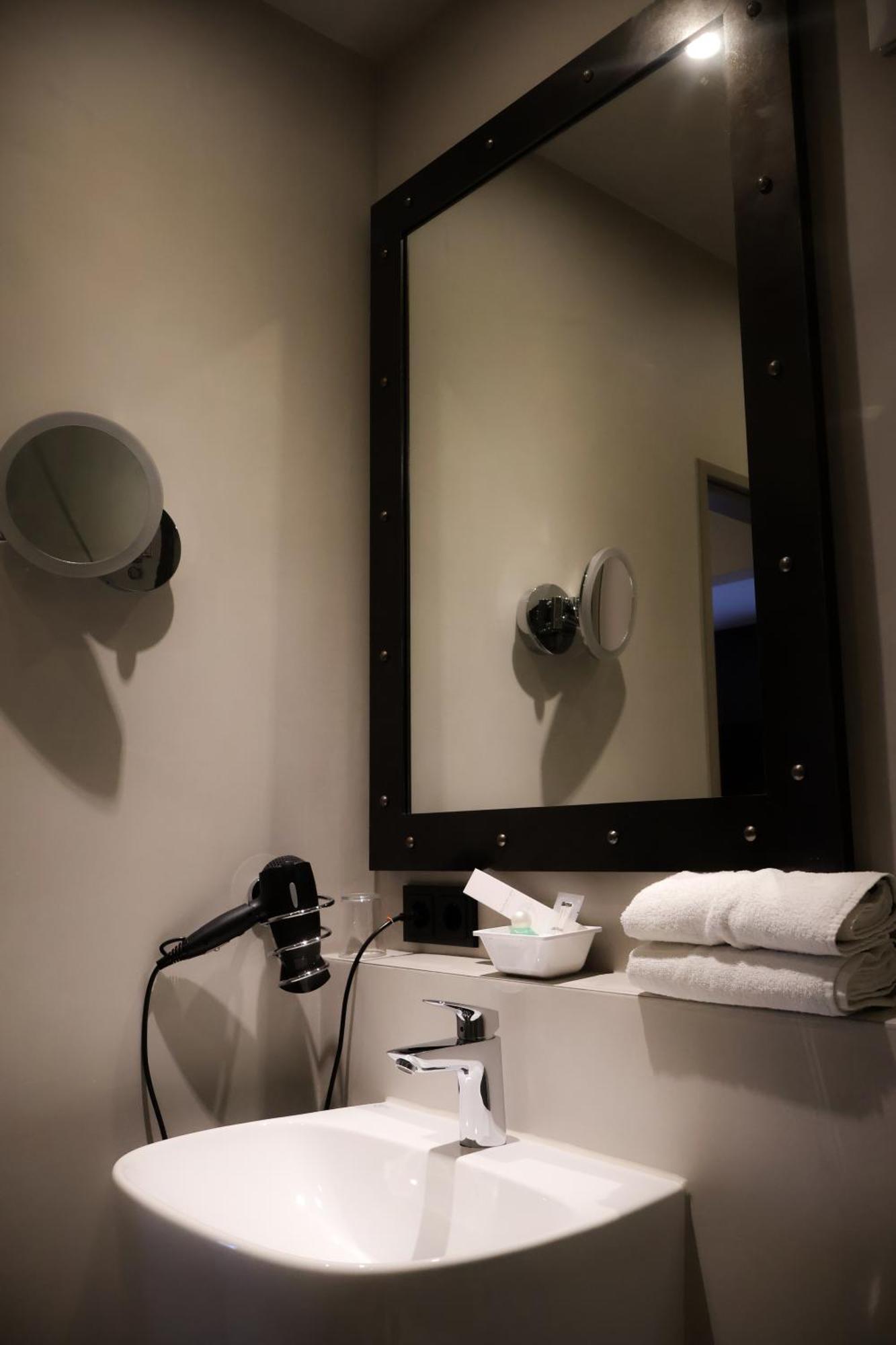 Alexxanders Hotel & Boardinghouse, Restaurant Хемніц Номер фото