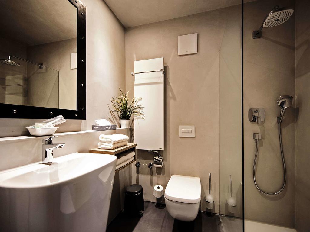 Alexxanders Hotel & Boardinghouse, Restaurant Хемніц Екстер'єр фото