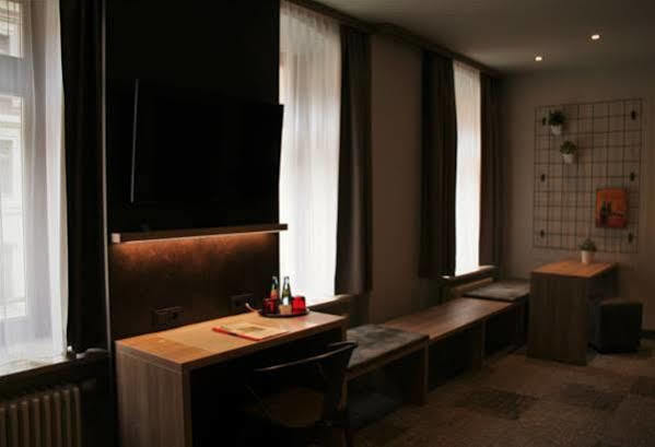 Alexxanders Hotel & Boardinghouse, Restaurant Хемніц Екстер'єр фото